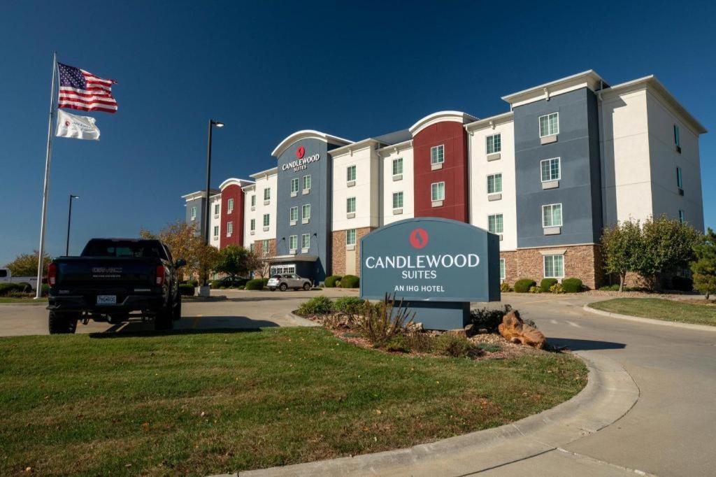 Candlewood Suites Saint Joseph By Ihg Exterior photo